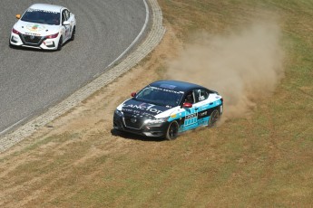 Calabogie Fall Classic - Coupe Nissan Sentra