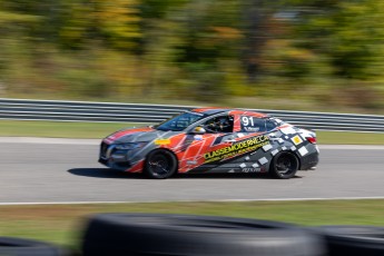 Calabogie Fall Classic - Coupe Nissan Sentra