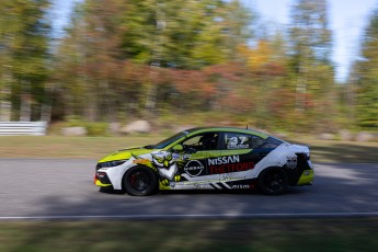 Calabogie Fall Classic - Coupe Nissan Sentra