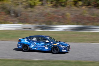 Calabogie Fall Classic - Coupe Nissan Sentra