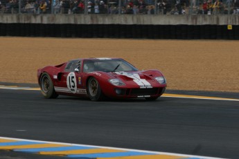 Retour dans le passé - Course voitures historiques Le Mans 2007 