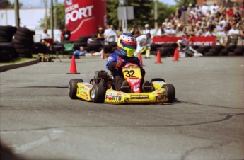 Retour dans le passé - Karting à Valleyfield - 2000