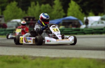 Retour dans le passé - Karting à SRA - juin 2000